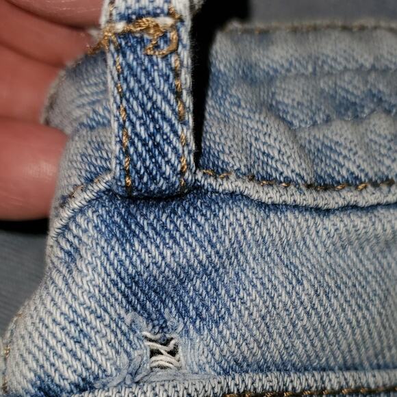 Pacsun Light Washed High Rise Mom Jeans Size 24 - Picture 6 of 9